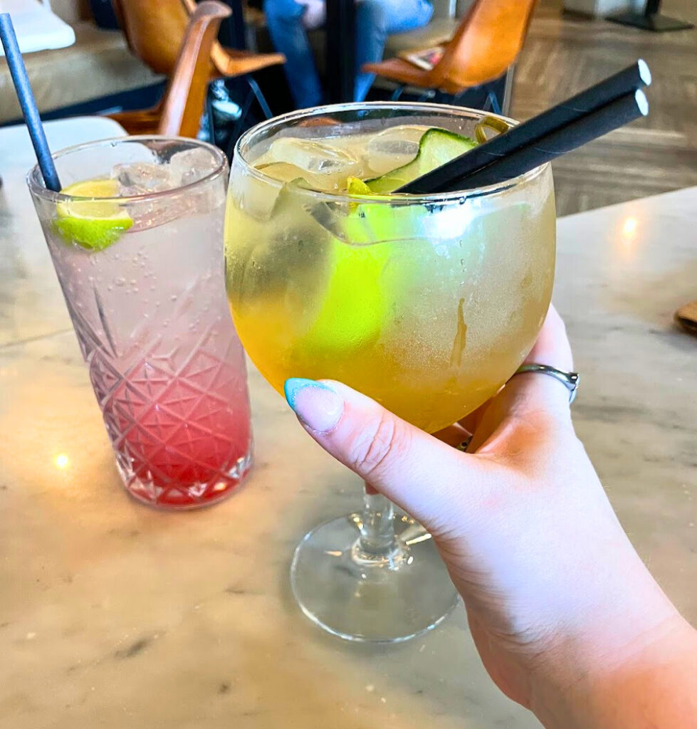 Nova Scotia Liverpool, Liverpool foodie, food, Wirral blogger, Liverpool blogger, roast dinner, mocktails,