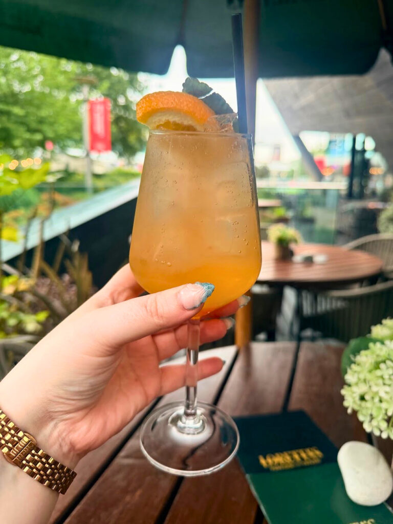 Loretta's Tavern, Liverpool One, mocktails, cocktails, food blogger, liverpool blogger, lifestyle blogger, Wirral blogger,